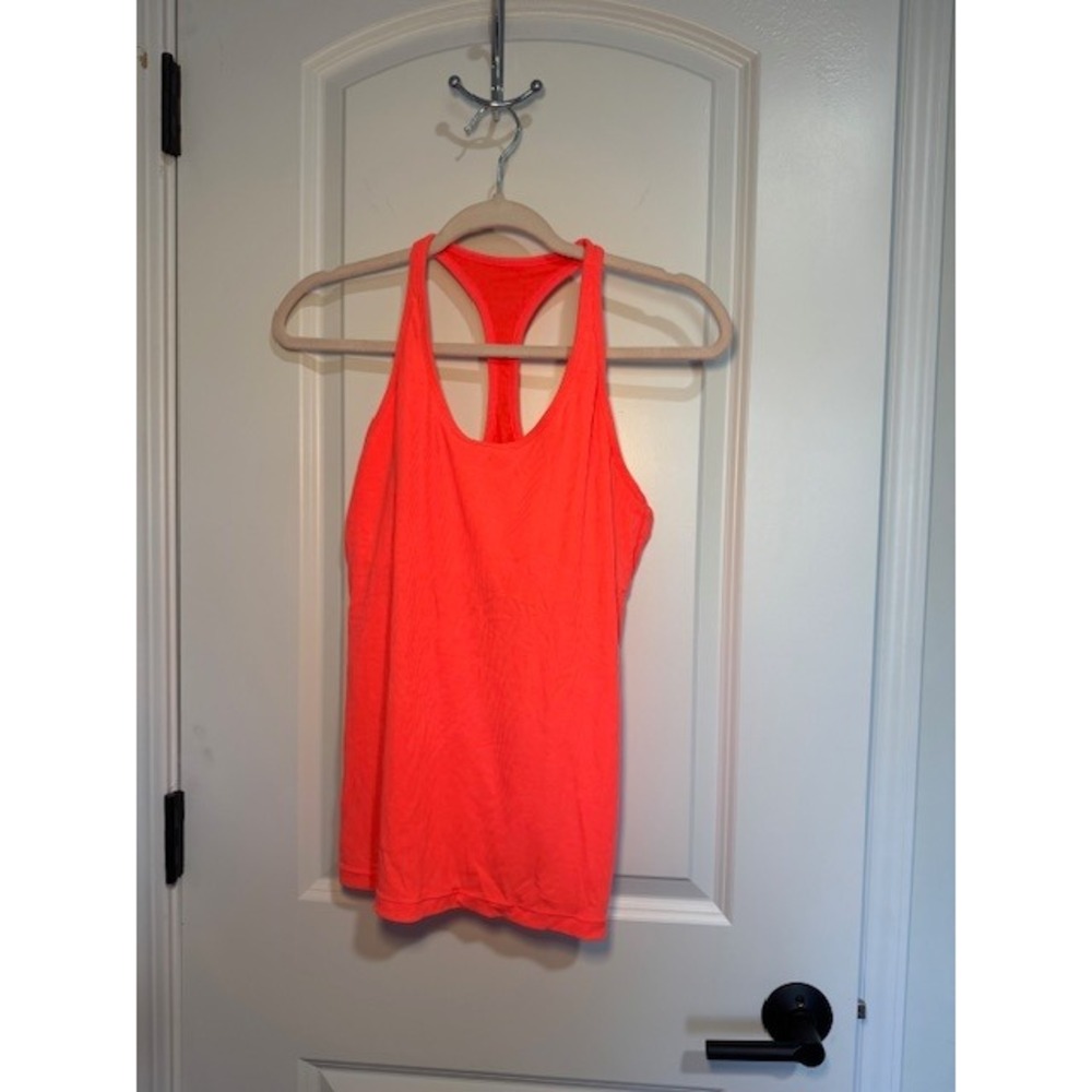 GapFit - Breathe‎ Racerback Tank Top